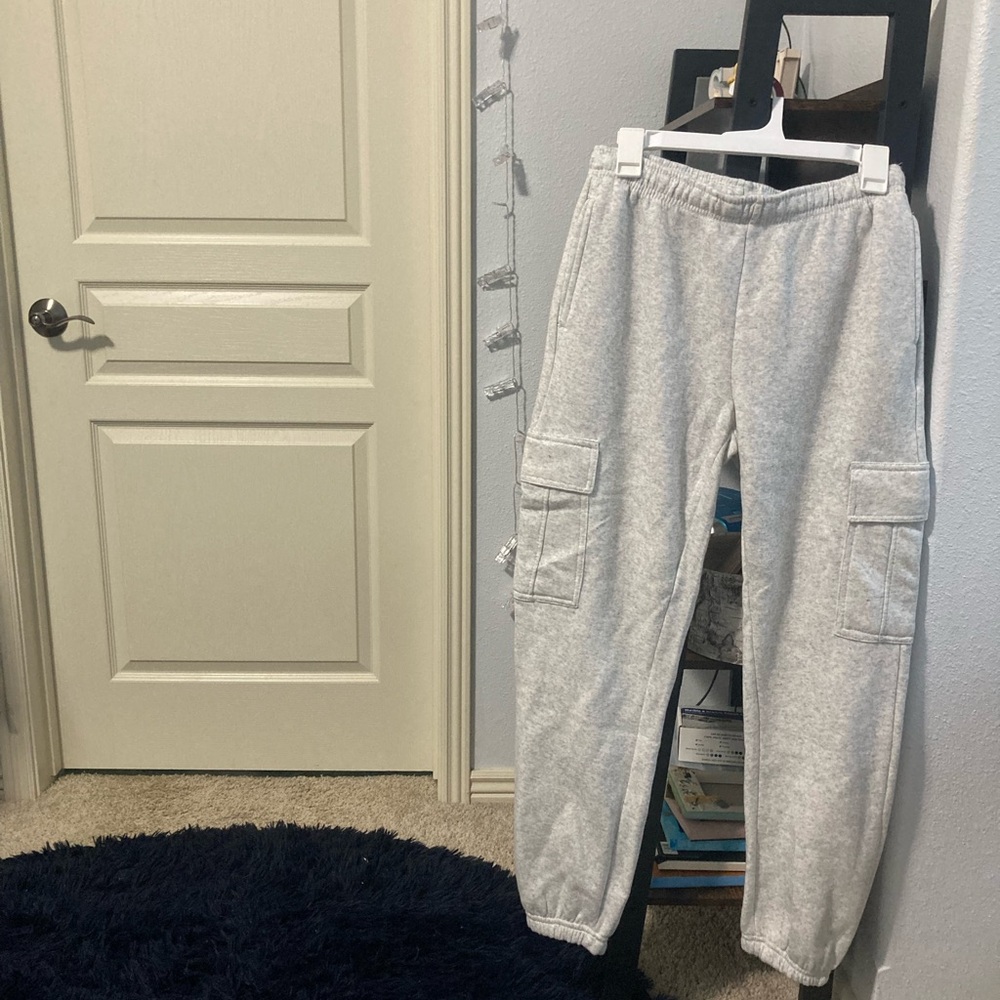 J.o&co Fluffy Cargo Sweatpants!